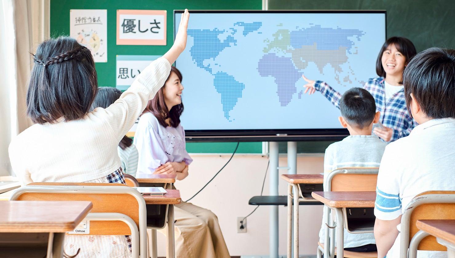 電子黒板とは？ メリットや種類、選び方のポイントを解説